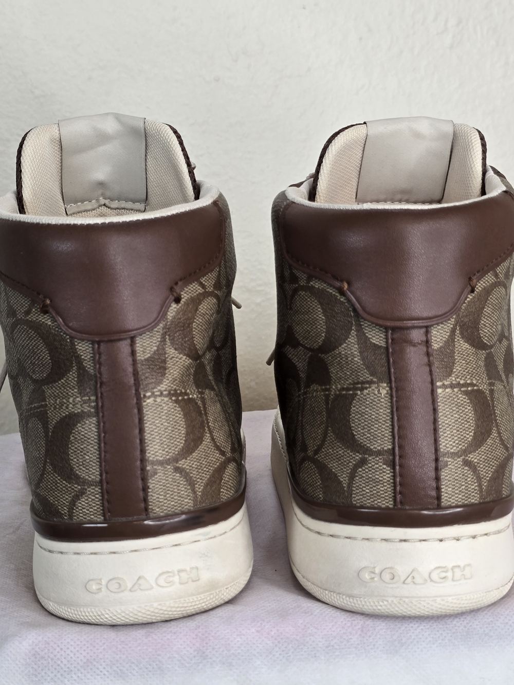 Coach Clip Signature High Top Sneakers Women’s Size 11B Brown Khaki Canvas - Picture 3 of 14
